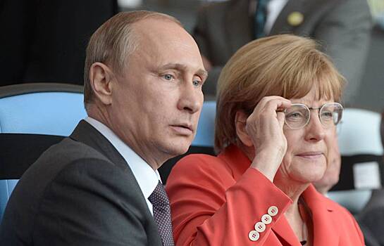 Путин обратился к Меркель с предложением