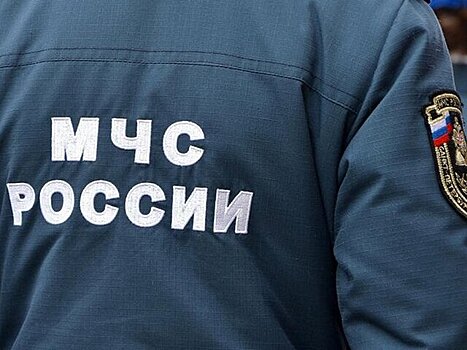 Трое человек спасены из воды в районе Малого Москворецкого моста
