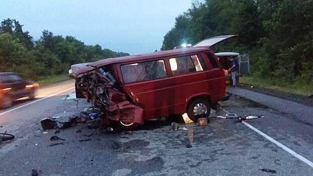 Опубликовано видео с места ДТП под Воронежем