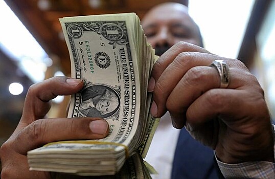 Аналитики: кризис в США незначительно ослабит доллар