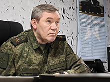 Герасимов проверил выполнение задач российскими бойцами «Центра»