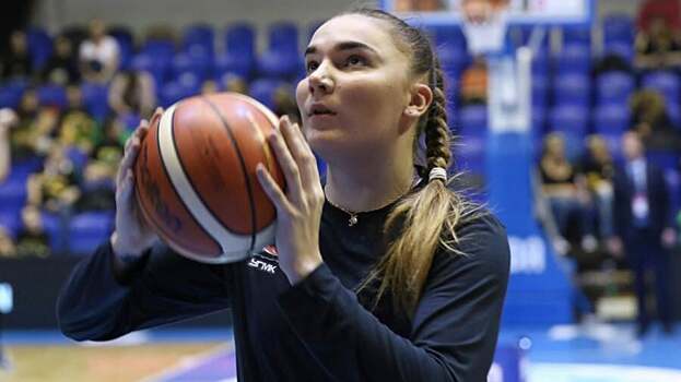 Капитан сборной России Вадеева откроет в России первый баскетбольный кэмп для девочек