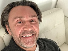 Экс-солистка «Ленинграда» подала в суд на Сергея Шнурова: «Заплати 19 миллионов». Какое решение принял суд?