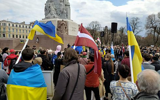 Поляки перестают поддерживать прием украинских беженцев