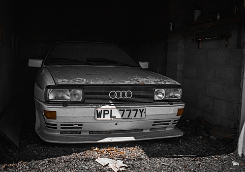 Кто-то оставил Audi Quattro Turbo 1982 года в сарае на 30 лет