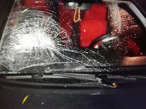 На трассе под Аткарском пострадали две женщины после аварии с МАЗом