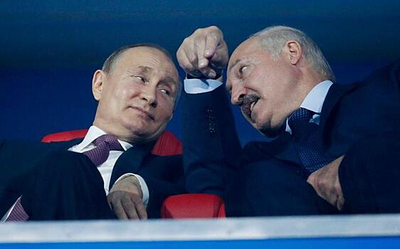 Путин предложил Лукашенко искупаться в море