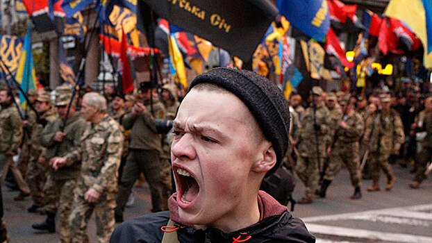 Украинские националисты угрожают пустить по Крыму ракеты
