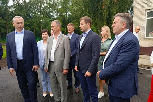 Депутаты Заксобрания проконтролировали качество ремонта дорог в Ордынском районе