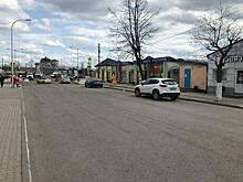 Двигался задним ходом: в Гусеве автомобиль сбил 83-летнюю пенсионерку