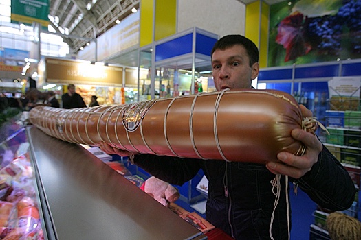 Производители колбасы уведомили торговые сети о подорожании продукции