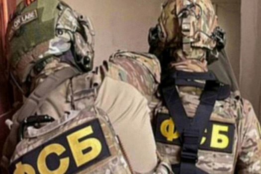 Пару из Крыма будут судить за фото из Ялты