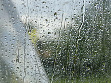 На юге Казахстана из-за ливней под водой оказались жилые дома и дороги