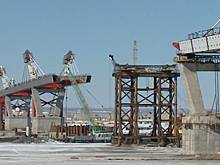 Один пролет остался до стыковки международного моста через Амур