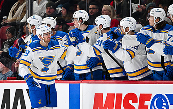 Гол Бучневича помог "Сент-Луису" победить "Монреаль" в матче НХЛ