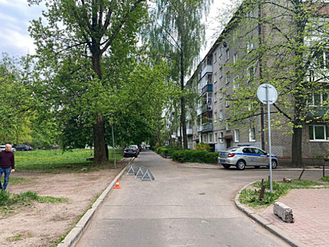 В Калининграде Honda сбила 8-летнего велосипедиста, двигаясь задним ходом