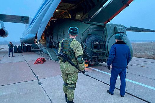 Военно-транспортная авиация Минобороны доставит россиян из Алма-Аты на родину
