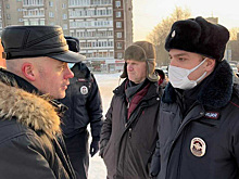 В Екатеринбурге на пикете задержали активистов