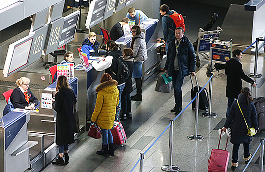 Столичная ФАС возбудила два дела из-за цен на воду во «Внуково»