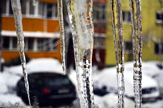 В Хабаровске подрядчик пойдет под суд из-за упавшей на женщину сосульки