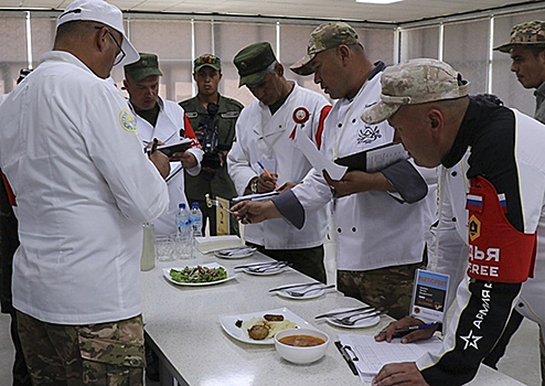 В Республике Узбекистан прошёл четвёртый этап конкурса «Полевая кухня» АрМИ-2021