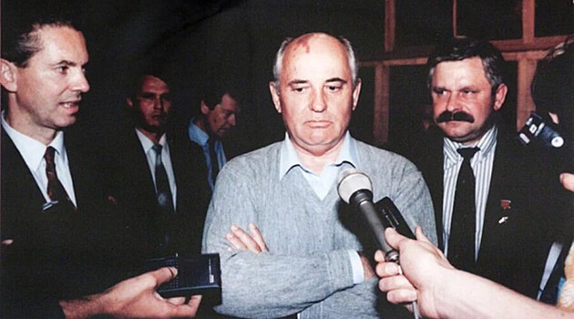 Как Лев Толстой Михаила Горбачёва «арестовал»