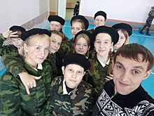 Ветераны боевых действий рассказывают школьникам, что такое любовь к Родине