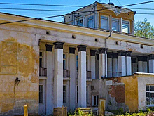 В Екатеринбурге активисты предотвратили снос аэровокзала Уткус