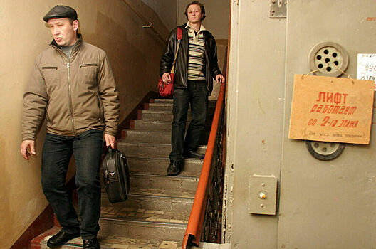 В Петербурге отремонтируют более тысячи лифтов