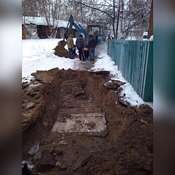 Коммунальщики устраняют крупную аварию в Дмитрове