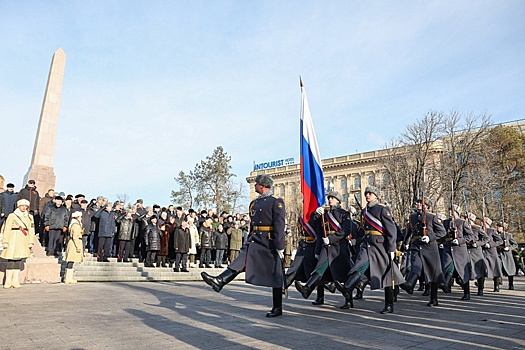 В Волгограде начались торжества в честь годовщины сталинградской победы