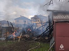 В Батайске потушили пожар в доме на Чернышевского