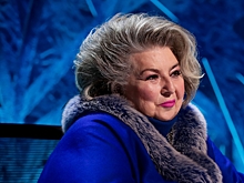 Татьяна Тарасова спустя годы впервые встала с инвалидного кресла, чтобы поздравить Авербуха