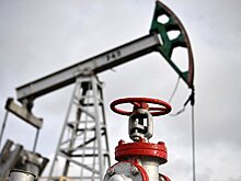 Цена нефти Brent выросла до $77 за баррель впервые с 22 июня