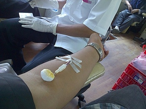 Австралийский донор отдавал свою кровь для спасения людей 1173 раза