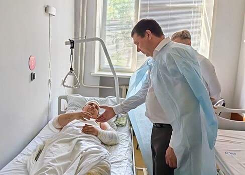 Евгений Первышов посетил раненого из-за атаки украинского БПЛА жителя Мичуринска