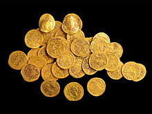 В Израиле обнаружили византийские золотые монеты