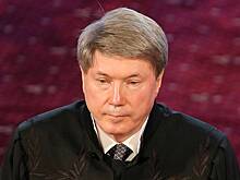 Статус обедневшего на 13 миллиардов рублей экс-председателя российского суда пересмотрят