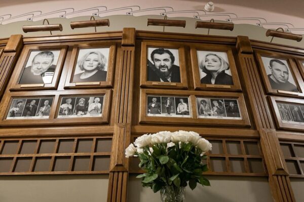 Студенты звали его «мама»: эксперт СМИ2 вспоминает трогательные детали о Золотовицком