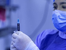 Во Франции объявили о «стремительном начале» пятой волны COVID-19
