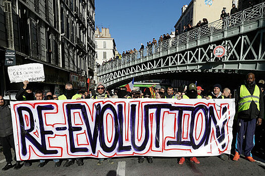 Во Франции задержали почти 580 демонстрантов
