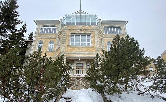Поместье основателя группы "ФОН" ушло с молотка по цене скромного коттеджа в пригороде Казани