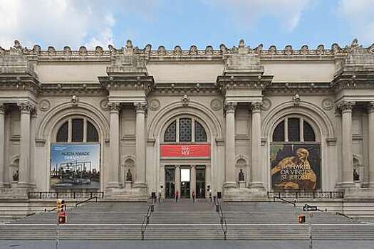 NYT: Метрополитен-музей в США начал переименовывать "русские" экспонаты в "украинские"