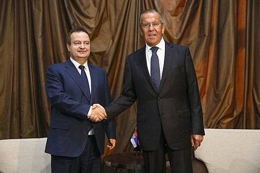 Глава МИД Сербии выразил готовность встретиться с Лавровым