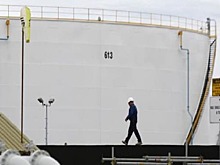 Цена нефти опустилась до уровня февраля