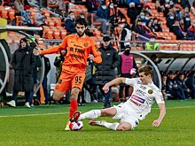 Защитник "Урала" Адамов перейдет в "Зенит"