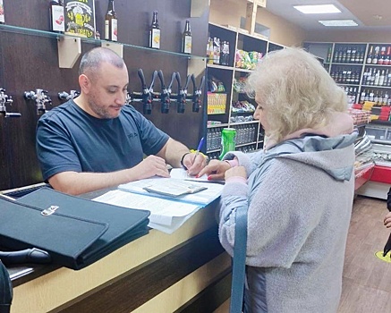 Пять магазинов в Нижнем Новгороде оштрафуют за незаконную торговлю алкоголем