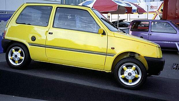 В РФ начались продажи уникальной "Оки" с китайским мотором