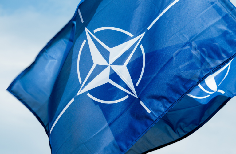 Bloomberg: запускаться 5 статья устава НАТО из-за падения ракет в Польше автоматически не будет