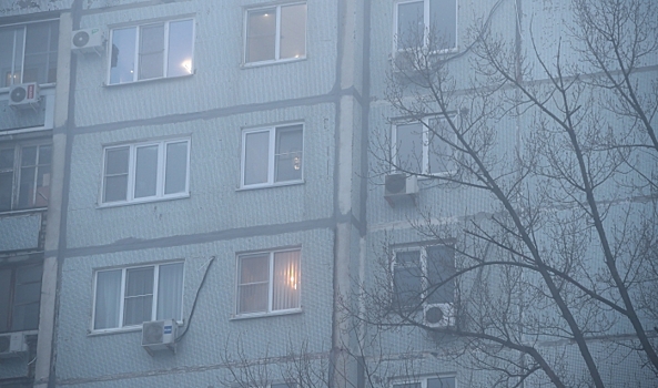 Звезда Голливуда получила в подарок альбом с фотографиями Волгограда